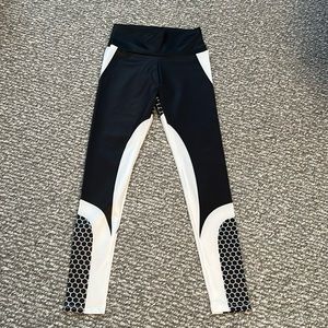 Black and white legging size small worn one time